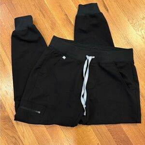 Figs Black Zamora Jogger Scrubs - Small Petite